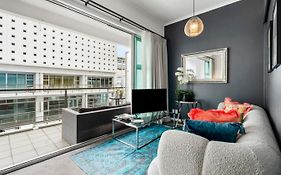Sleek Waterfront Escape On Princes Wharf + Carpark